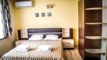 Фото номера Апартаменты с видом на сад Гостевой дом Guest House Meridi г. Priseltsi 10